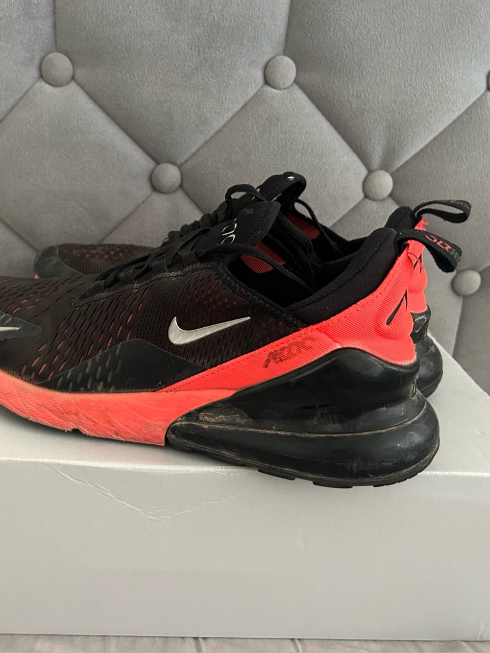 Nike Air Max 270 "Black Hot Punch"